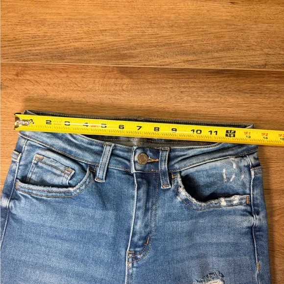 Vervet Distressed Cropped Jeans Size 24 High Rise Stretch Raw Hem Denim EUC - Picture 13 of 16